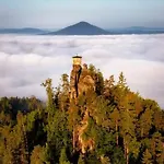 Tour Bohemian Switzerland Апартаменты Horni Podluzi
